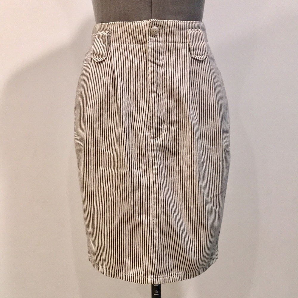 ✨ Calvin Klein Sport Striped Pencil Skirt ✨